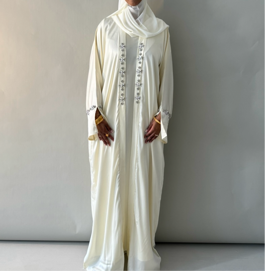 Qamar Abaya